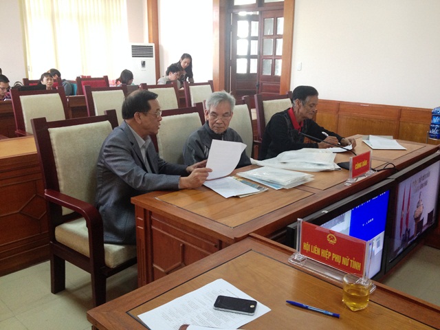 Đồng chí Đỗ Thông, Phó Chủ tịch Thường trực UBND tỉnh Quảng Ninh tiếp công dân tại Trụ sở tiếp công dân của tỉnh