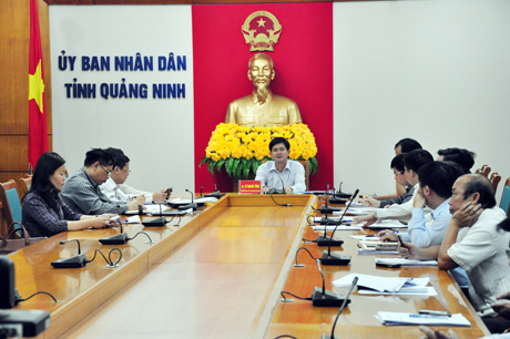Một cuộc họp tại UBND tỉnh Quảng Ninh