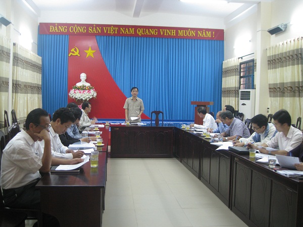 Quang cảnh cuộc họp