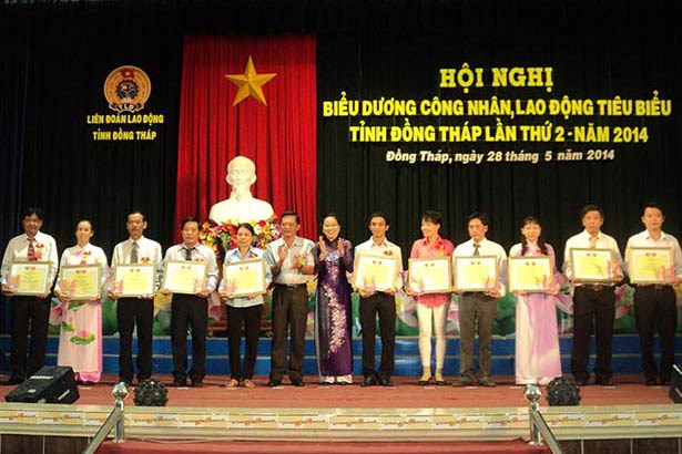 Hội nghị biểu dương công nhân, lao động tiêu biểu tỉnh Đồng Tháp lần thứ 2 - 2014