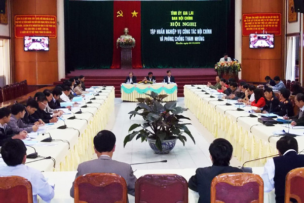Một Hội nghị tập huấn công tác nội chính và phòng, chống tham nhũng tỉnh Gia Lai