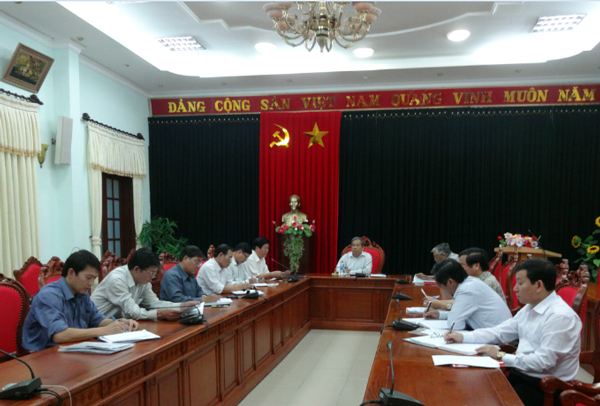 Đồng chí Lê Hữu Phúc, Ủy viên Trung ương đảng, Bí thư Tỉnh uỷ chủ trì  làm việc với Ban Nội chính Tỉnh uỷ về nhiệm vụ năm 2015