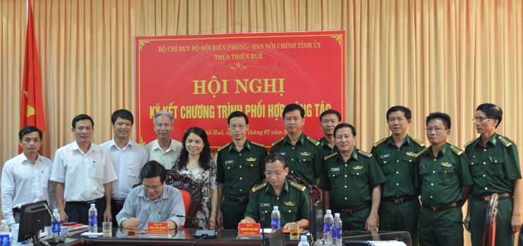 Quang cảnh Lễ ký kết