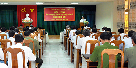 Lãnh đạo Ban Nội chính Thành ủy Cần Thơ dự Hội nghị tổng kết Đại hội Đảng bộ trực thuộc Thành ủy nhiệm kỳ 2015-2020