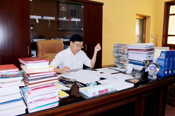 Đồng chí Nguyễn Văn Thông, Ủy viên Ban Thường vụ Tỉnh ủy, Trưởng Ban Nội chính Tỉnh ủy Nghệ An