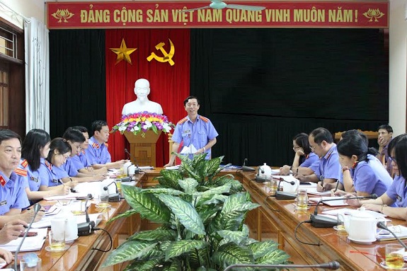 Một hội nghị giao ban công tác tuần trực tuyến giữa Viện kiểm sát nhân dân tỉnh Hà Tĩnh và Viện kiểm sát nhân dân cấp huyện