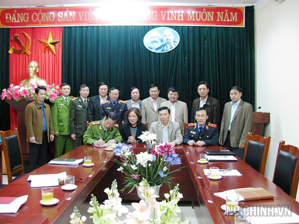Đại diện Lãnh đạo các đơn vị ký kết Kế hoạch thực hiện Quy chế phối hợp