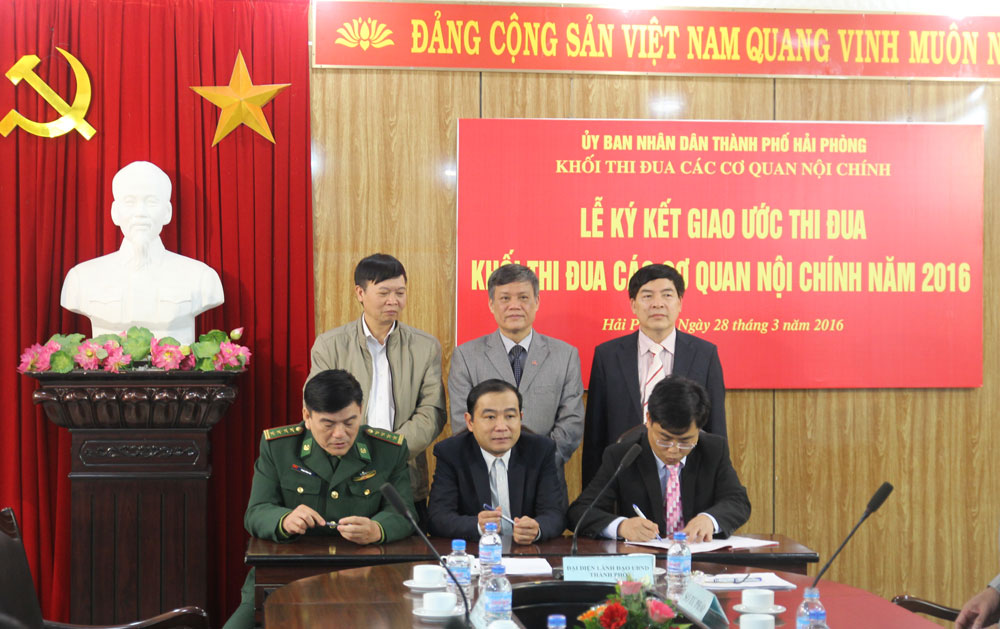 Lễ ký kết giao ước thi đua Khối thi đua các cơ quan Nội chính thành phố Hải Phòng năm 2016