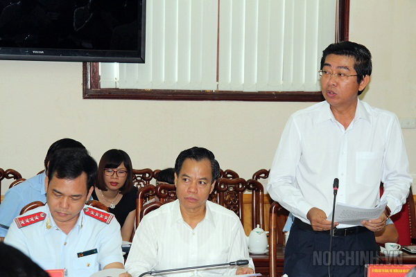 Đồng chí Võ Văn Dũng, Ủy viên Trung ương Đảng, Phó trưởng Ban Nội chính Trung ương, Phó trưởng Đoàn công tác công bố Quyết định về việc thành lập các đoàn công tác kiểm tra, giám sát