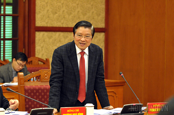 Đồng chí Phan Đình Trạc, Ủy viên Trung ương Đảng, Trưởng Ban Nội chính Trung ương, Phó Trưởng ban Thường trực Ban Chỉ đạo Trung ương về phòng, chống tham nhũng phát biểu