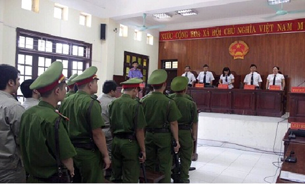 Tòa án nhân dân tỉnh Lạng Sơn xét xử vụ án mua bán, vận chuyển trái phép ma túy đặc biệt nghiêm trọng xảy ra trên địa bàn