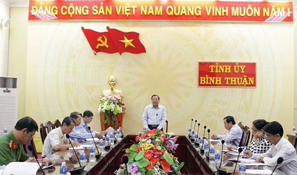 Đồng chí Huỳnh Thanh Cảnh - Phó Bí thư Thường trực Tỉnh ủy Bình Thuận chủ trì cuộc họp đánh giá công tác nội chính quý I/2017, triển khai nhiệm vụ quý II/2017