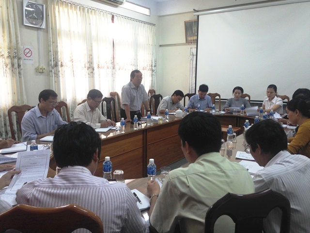 Quang cảnh buổi làm việc