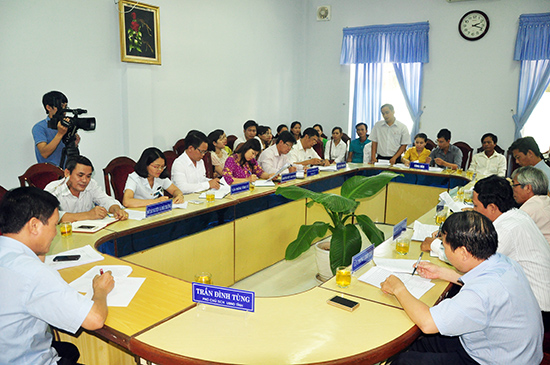  Quang cảnh buổi tiếp, giải quyết đơn kiến nghị của giáo viên tỉnh Quảng Nam