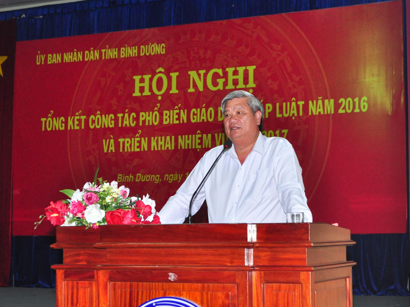 Đồng chí Đặng Minh Hưng, Phó Chủ tịch UBND tỉnh, Chủ tịch Hội đồng phổ biến, giáo dục pháp luật tỉnh triển khai nhiệm vụ phổ biến giáo dục pháp luật năm 2017 