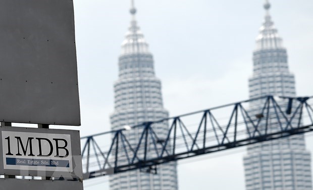 Biểu tượng của Quỹ đầu tư nhà nước Malaysia 1MDB tại Kuala Lumpur