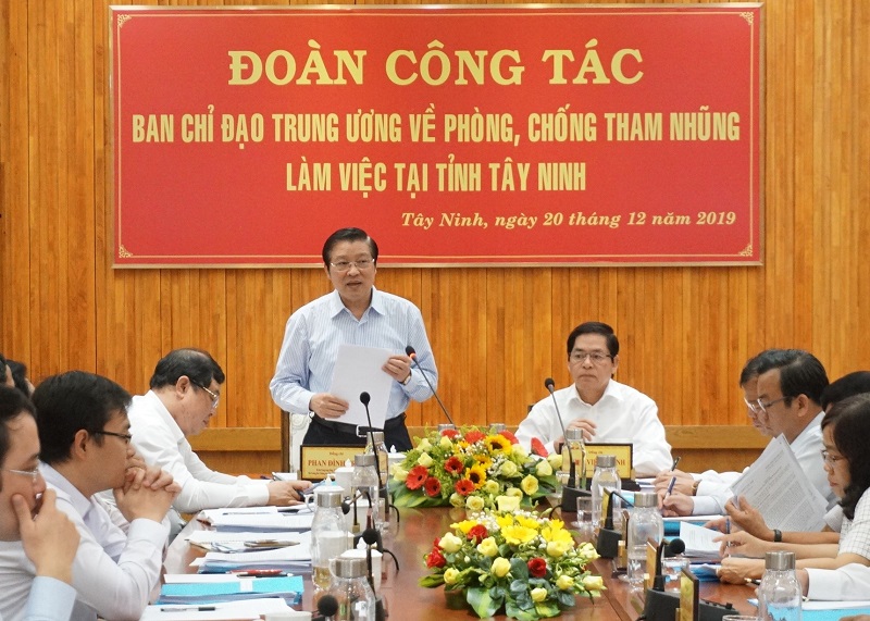 Đồng chí Phan Đình Trạc, Bí thư Trung ương Đảng, Trưởng Ban Nội chính Trung ương, Phó Trưởng ban Thường trực Ban Chỉ đạo Trung ương về PCTN phát biểu chỉ đạo