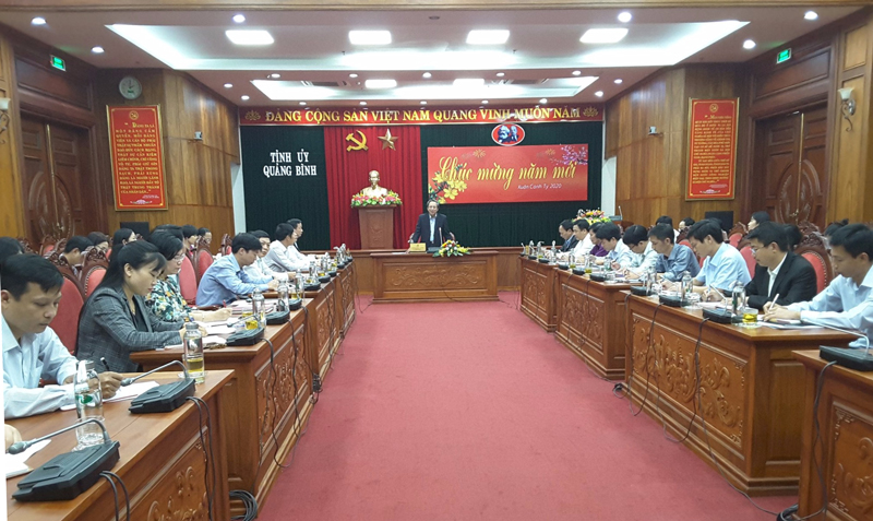 Đồng chí Hoàng Đăng Quang, Ủy viên Trung ương Đảng, Bí thư Tỉnh ủy, Chủ tịch HĐND tỉnh phát biểu kết luận buổi làm việc