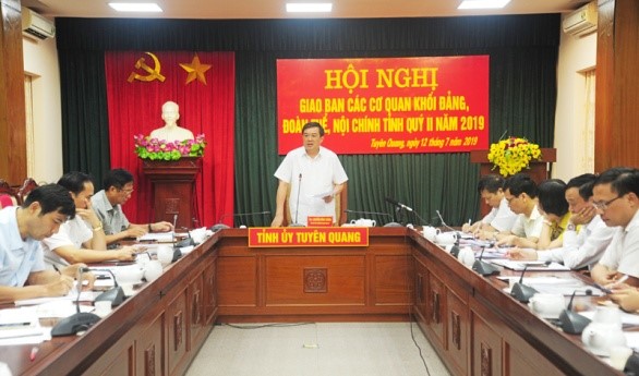 Thường trực Tỉnh ủy Tuyên Quang tổ chức Hội nghị giao ban với các cơ quan khối Đảng, đoàn thể, nội chính tỉnh