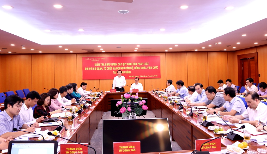 Tổ công tác của Thủ tướng Chính phủ kiểm tra hoạt động công vụ tại Bộ Tài chính