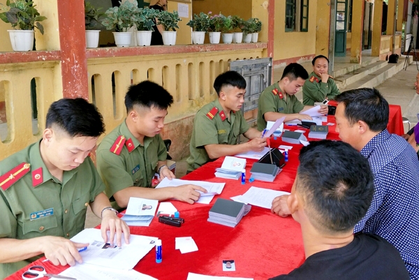 Công an Mường Khương, tỉnh Lào Cai cải cách hành chính phục vụ nhân dân