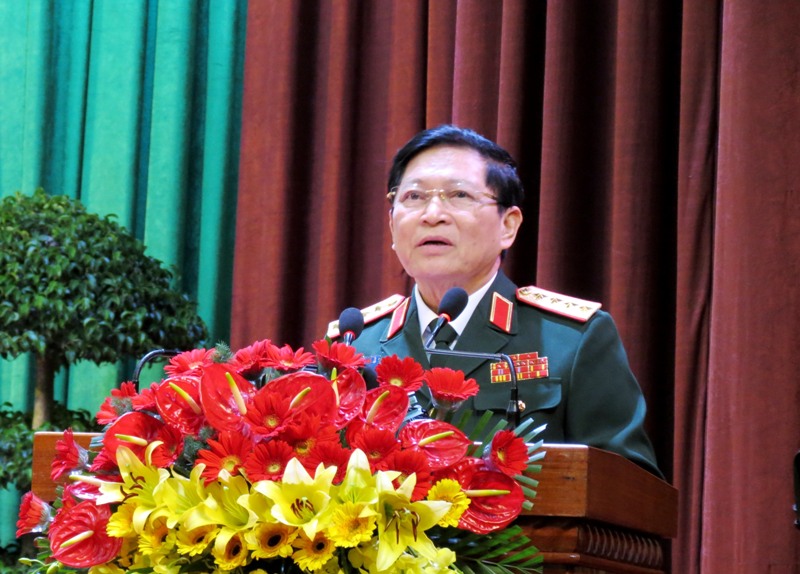 Đại tướng Ngô Xuân Lịch, Ủy viên Bộ Chính trị, Phó Bí thư Quân ủy Trung ương, Bộ trưởng Bộ Quốc phòng phát biểu chỉ đạo Đại hội
