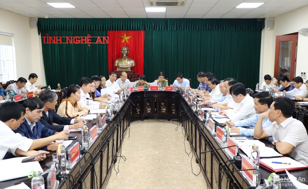 Lãnh đạo Ủy ban nhân dân tỉnh Nghệ An tiếp công dân định kỳ