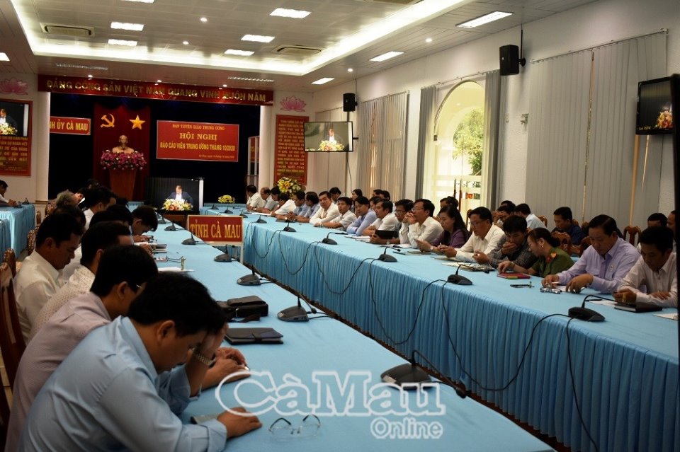 Một Hội nghị của Tỉnh ủy Cà Mau