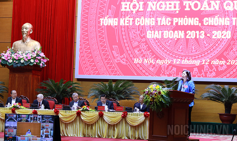 Đồng chí Nguyễn Thị Kim Tuyến, Phó Bí thư Thường trực Thành ủy Hà Nội