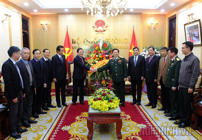 Lãnh đạo Ban Nội chính Trung ương chúc mừng lãnh đạo Bộ Quốc phòng cùng toàn thể cán bộ, chiến sĩ trong toàn quân nhân Kỷ niệm 76 năm thành lập Quân đội nhân dân Việt Nam
