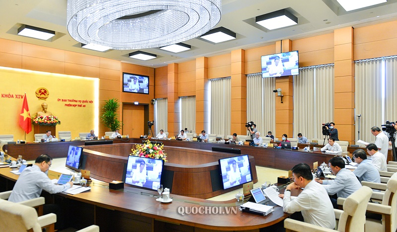 Ủy ban Thường vụ Quốc hội tại Phiên họp thứ 48 nghe các báo cáo thẩm tra của Chính phủ về công tác phòng, chống tham nhũng năm 2020