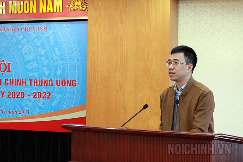Đồng chí Bùi Hoàng Tùng, Phó Bí thư Đoàn Khối Cơ quan Trung ương phát biểu tại Đại hội  