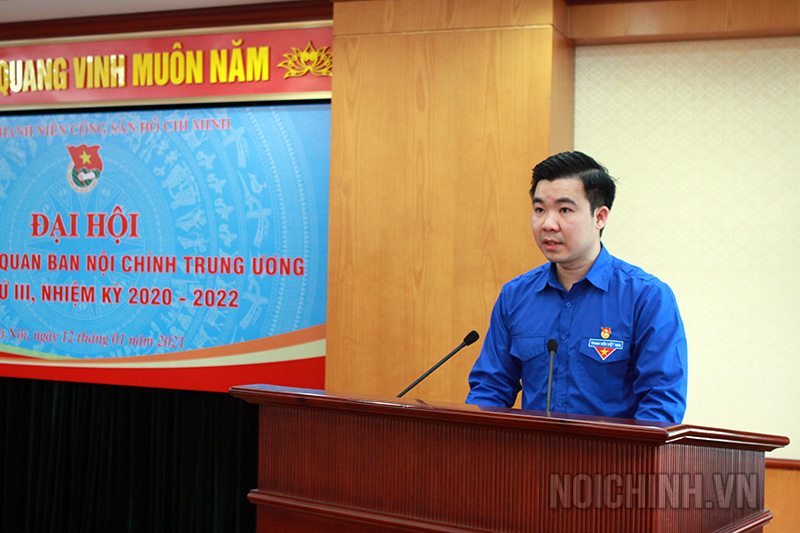 Đồng chí Nguyễn Trọng Giáp, Bí thư Đoàn thanh niên Cơ quan Ban Nội chính Trung ương nhiệm kỳ 2020-2022 phát biểu tại Đại hội