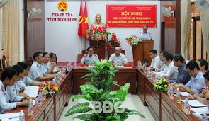 Một cuộc họp của Thanh tra tỉnh và Ban Nội chính Tỉnh ủy Bình Định về công tác nội chính và phòng, chống tham nhũng
