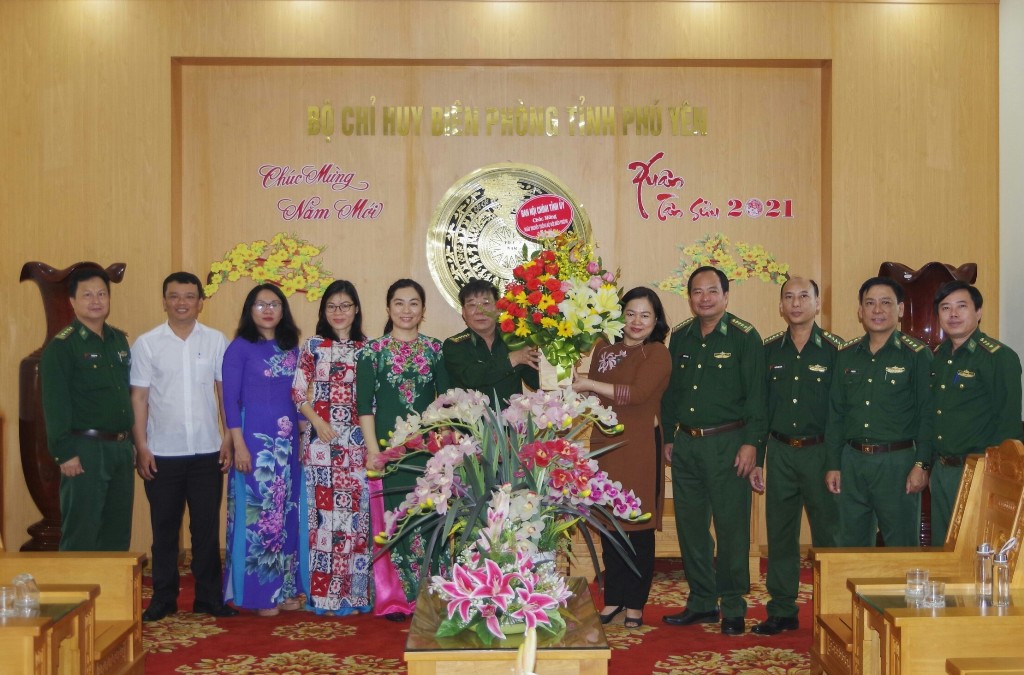 Ban Nội chính Tỉnh ủy Phú Yên chúc mừng Ngày truyền thống Bộ đội Biên phòng