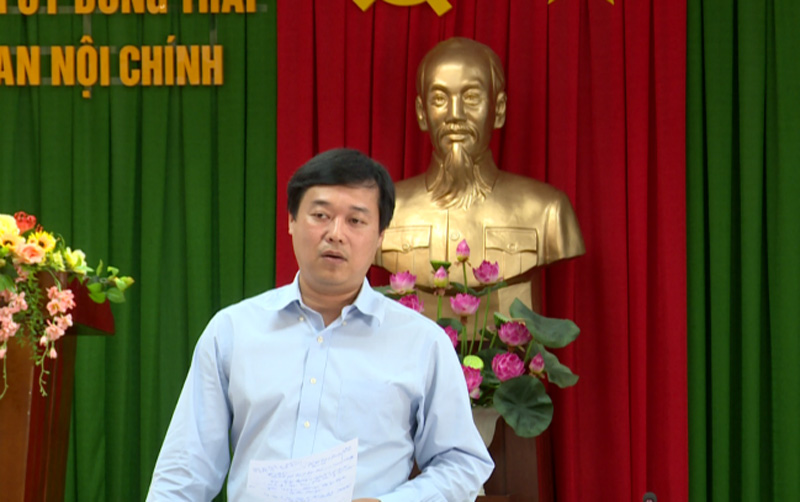 Đồng chí Lê Quốc Phong, Bí thư Tỉnh ủy Đồng Tháp phát biểu tại buổi làm việc