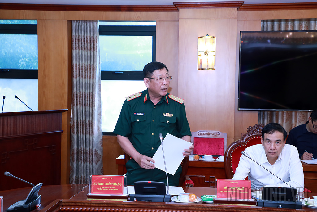 Đồng chí Huỳnh Chiến Thắng, Ủy viên Trung ương Đảng, Phó Tổng tham mưu trưởng Quân đội Nhân dân Việt Nam