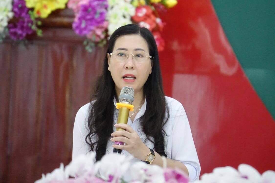 Đồng chí Bùi Thị Quỳnh Vân, Ủy viên Trung ương Đảng, Bí thư Tỉnh ủy, Chủ tịch HĐND tỉnh Quảng Ngãi