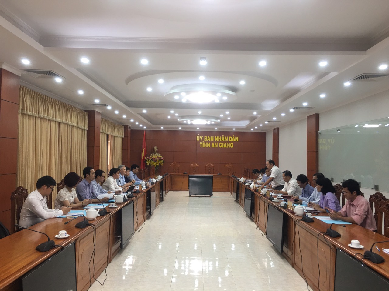 Đoàn giám sát của Tổng cục Tiêu chuẩn Đo lường Chất lượng Việt Nam đã có buổi làm việc với tỉnh An Giang về tình hình áp dụng Hệ thống quản lý chất lượng theo Tiêu chuẩn quốc gia TCVN ISO 9001:2008