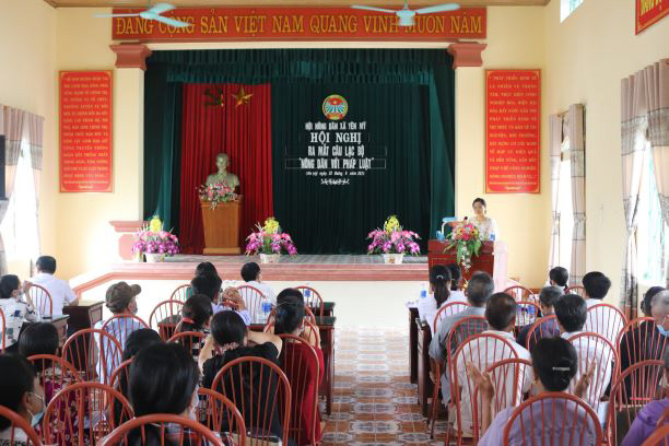 Lễ ra mắt Câu lạc bộ “Nông dân với pháp luật” tại xã Yên Mỹ, huyện Ý Yên, tỉnh Nam Định (tháng 6/2021)