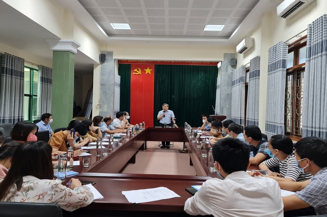 Đồng chí Vũ Đại Thắng, Ủy viên Trung ương Đảng, Bí thư Tỉnh ủy Quảng Bình làm việc với Trung tâm Hành chính công tỉnh Quảng Bình (tháng 8/2021)
