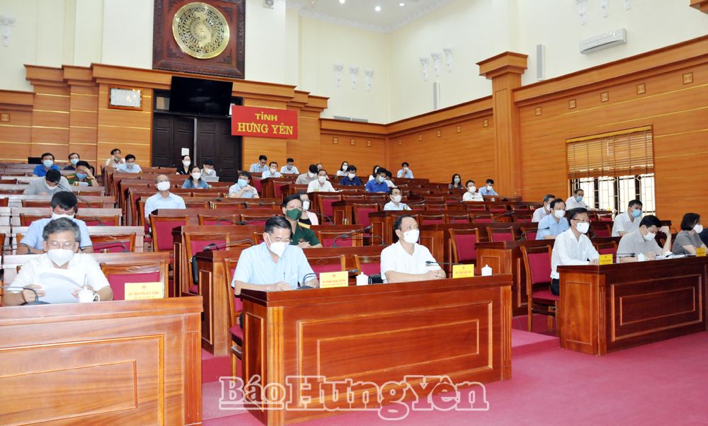 Các đại biểu dự Hội nghị của Tỉnh ủy Hưng Yên