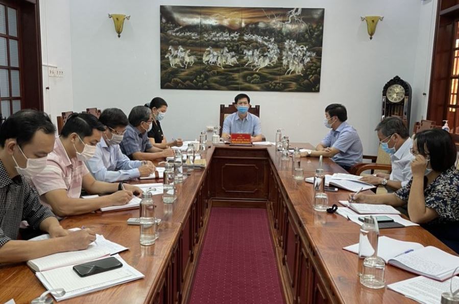 Đồng chí Lê Quang Tùng, Ủy viên Trung ương Đảng, Bí thư Tỉnh ủy Quảng Trị làm việc với Ban Nội chính Tỉnh ủy, tháng 9/2021 (Ảnh Tinhuyquangtri.vn)