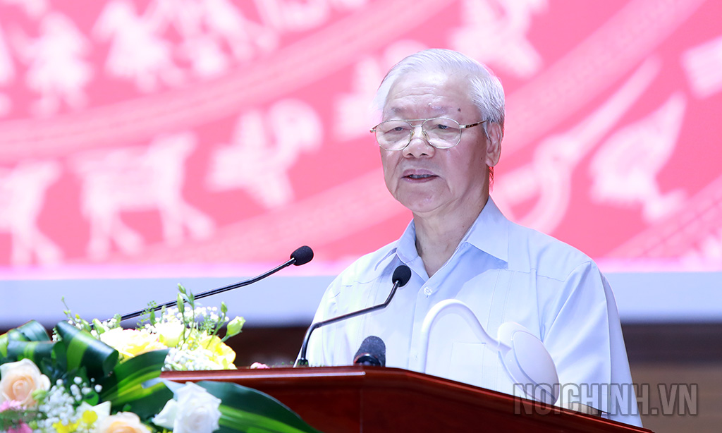 Đồng chí Nguyễn Phú Trọng, Tổng Bí thư Ban Chấp hành Trung ương Đảng phát biểu tại Hội nghị