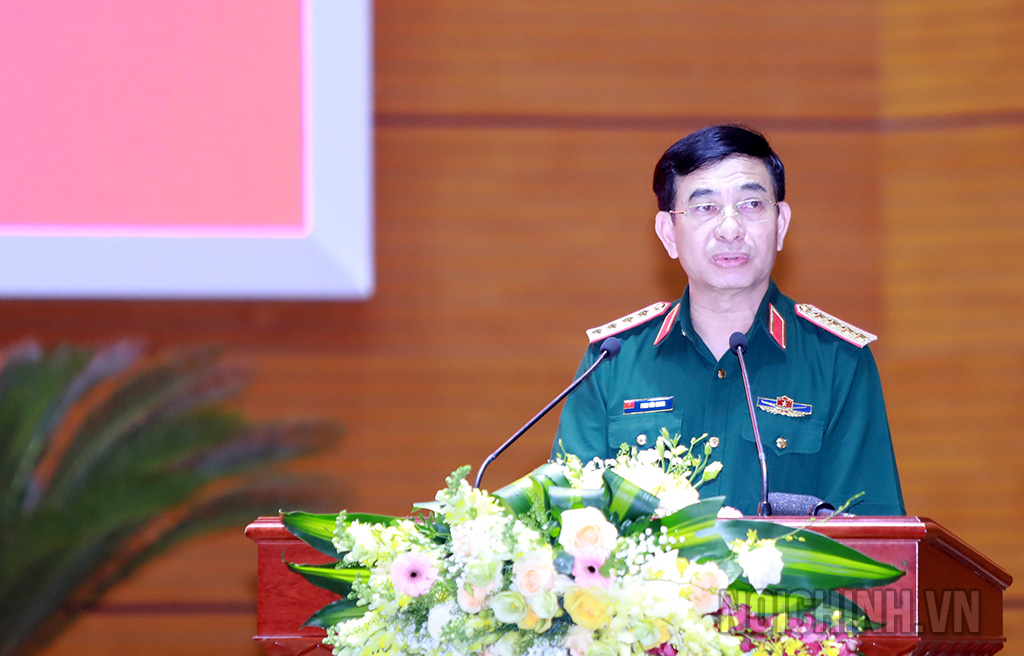 Đại tướng Phan Văn Giang, Ủy viên Bộ Chính trị, Bộ trưởng Bộ Quốc phòng