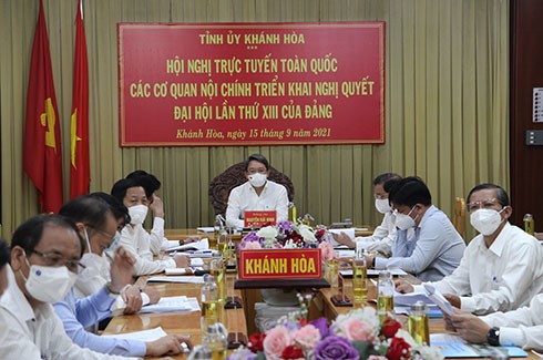 Quang cảnh điểm cầu Khánh Hòa dự Hội nghị toàn quốc các cơ quan nội chính triển khai Nghị quyết Đại hội lần thứ XIII của Đảng ngày 15/9/2021