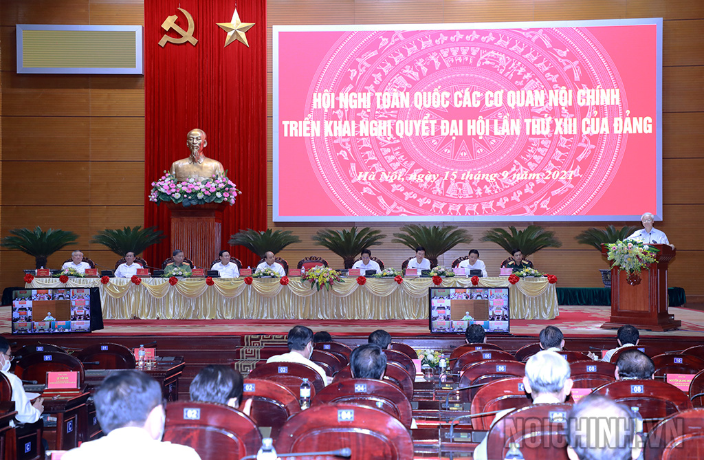 Đồng chí Nguyễn Phú Trọng, Tổng Bí thư Ban Chấp hành Đảng Cộng sản Việt Nam phát biểu tại Hội nghị