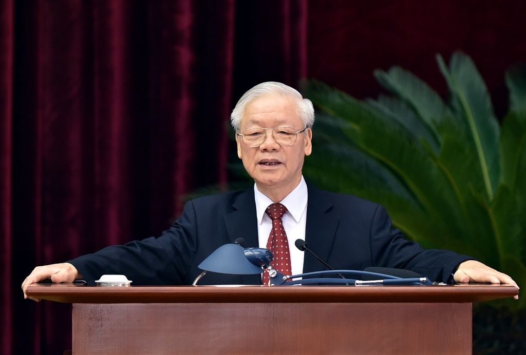 Đồng chí Tổng Bí thư Nguyễn Phú Trọng phát biểu bế mạc Hội nghị lần thứ tư Ban Chấp hành Trung ương Đảng khóa XIII