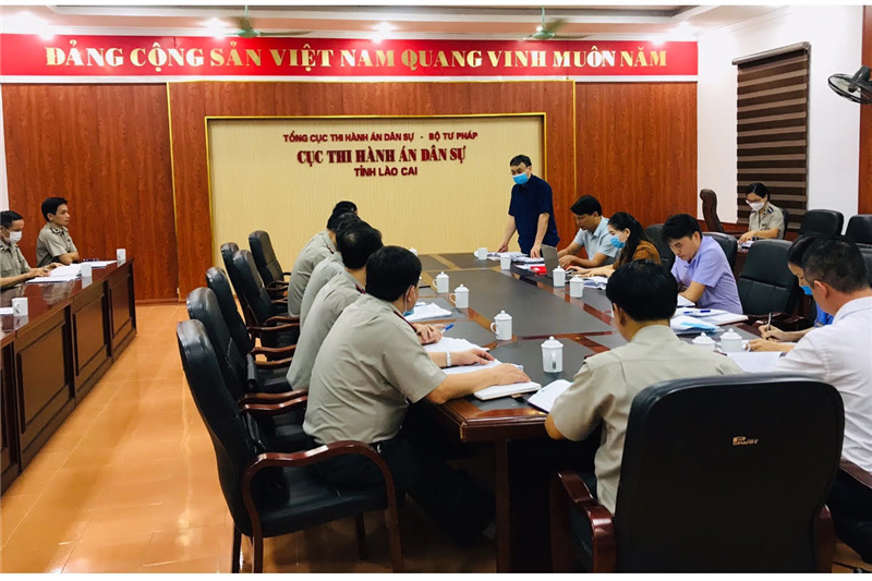 Đồng chí Lý Văn Hải, Trưởng Đoàn kiểm tra quán triệt nội dung buổi làm việc  (Cổng thông tin điện tử tỉnh Lào Cai)