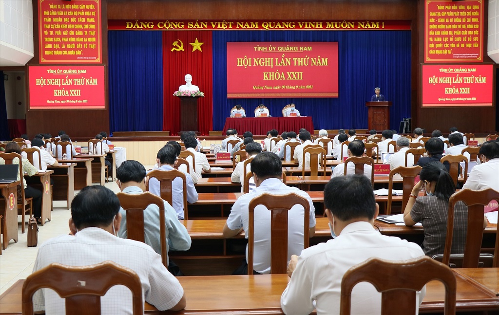 Hội nghị Tỉnh ủy Quảng Nam lần thứ 5